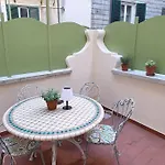 Il Talismano-in Citta -vicino Al Mare
