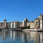 アパート Il Talismano-in Citta -vicino Al Mare サヴォーナ